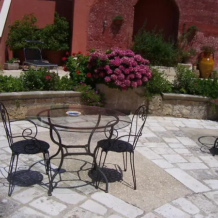 Bed & Breakfast Dimora Del Falconiere Gioia Del Colle